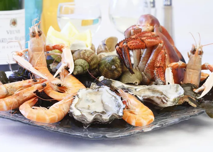 Aux 13 Arches-logis Restaurant Portbail