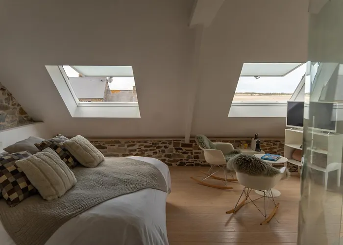 Hotel Aux 13 Arches-logis Restaurant