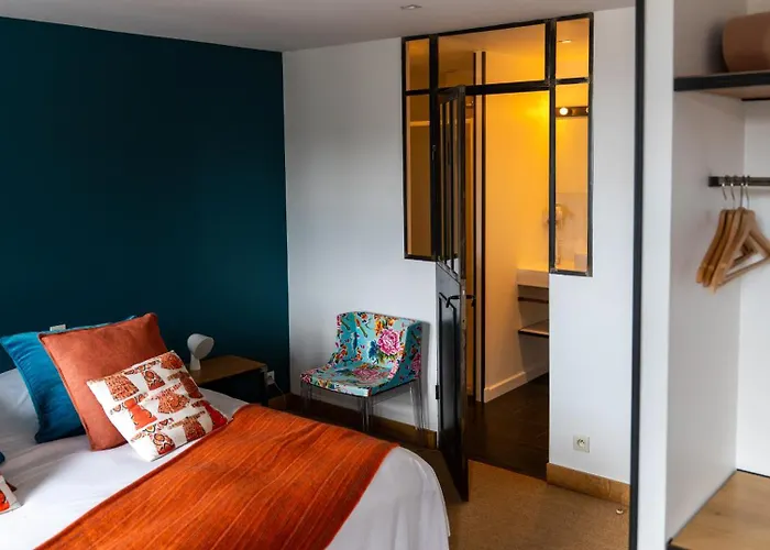 Hotel Aux 13 Arches-logis Restaurant Portbail