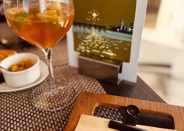 Aux 13 Arches-logis Restaurant