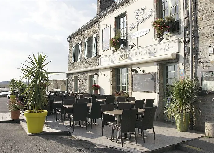 Aux 13 Arches-logis Restaurant Portbail