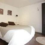 Hotel Aux 13 Arches-logis Restaurant 3*