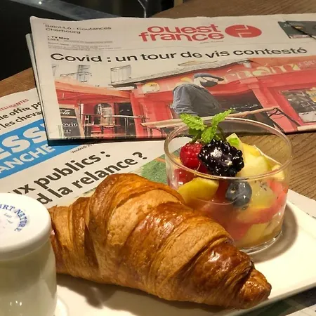 Aux 13 Arches-logis Restaurant Отель 3*