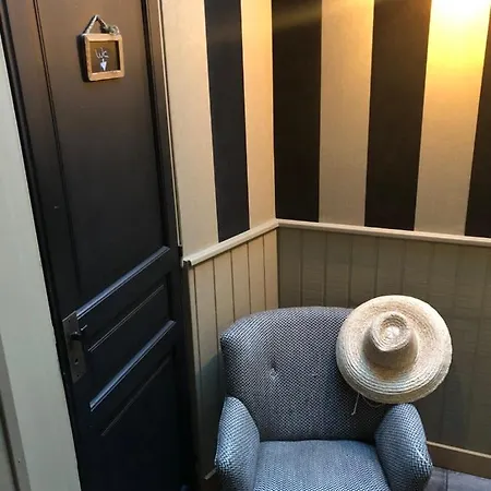 Aux 13 Arches-logis Restaurant 3*