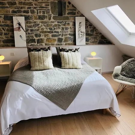 Aux 13 Arches-logis Restaurant 3* Portbail
