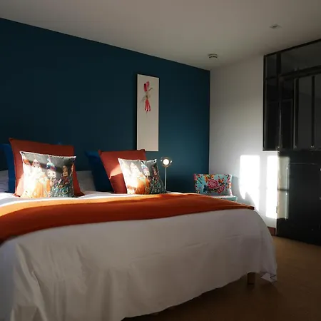 Hotel Aux 13 Arches Hotel, Restaurant 3*