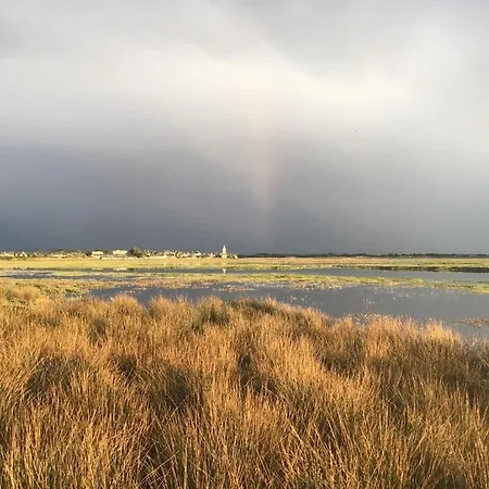 Aux 13 Arches-logis Restaurant Portbail