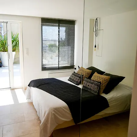 Hotel Aux 13 Arches-logis Restaurant Portbail