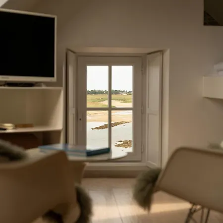 Hotel Aux 13 Arches-logis Restaurant