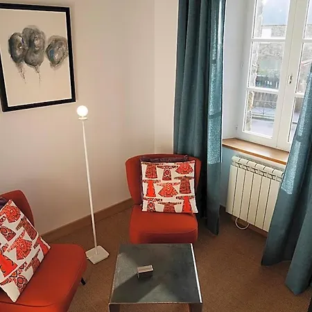 Aux 13 Arches-logis Restaurant 3* Portbail