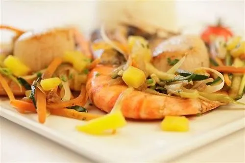 Hotel Aux 13 Arches-logis Restaurant 3*